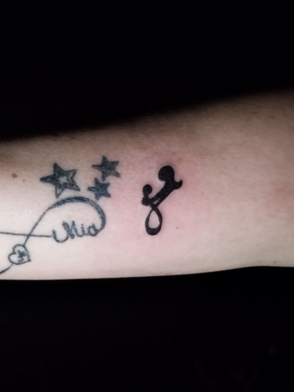mutter kind symbol schwarz tattoo