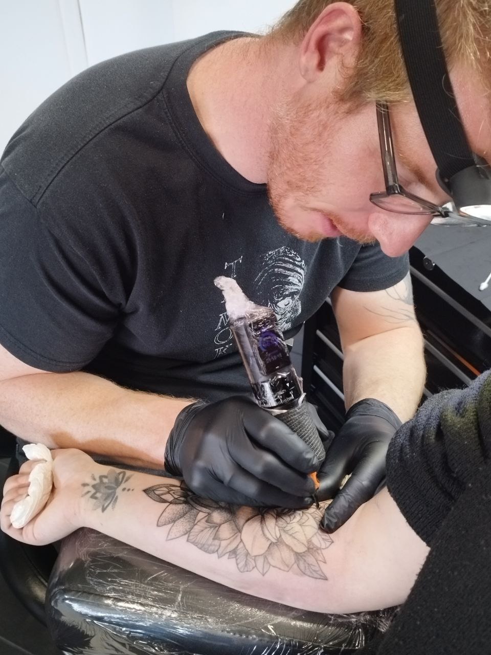 Tom – Tattoo Künstler bei Sepia Tattoo Bremen