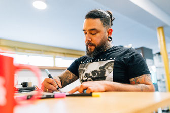 José Alcántara Tattoo und Piering Künstler bei Sepia Tattoo Bremen